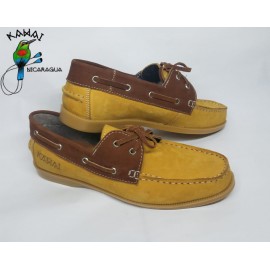 Zapatos cafe liso claro